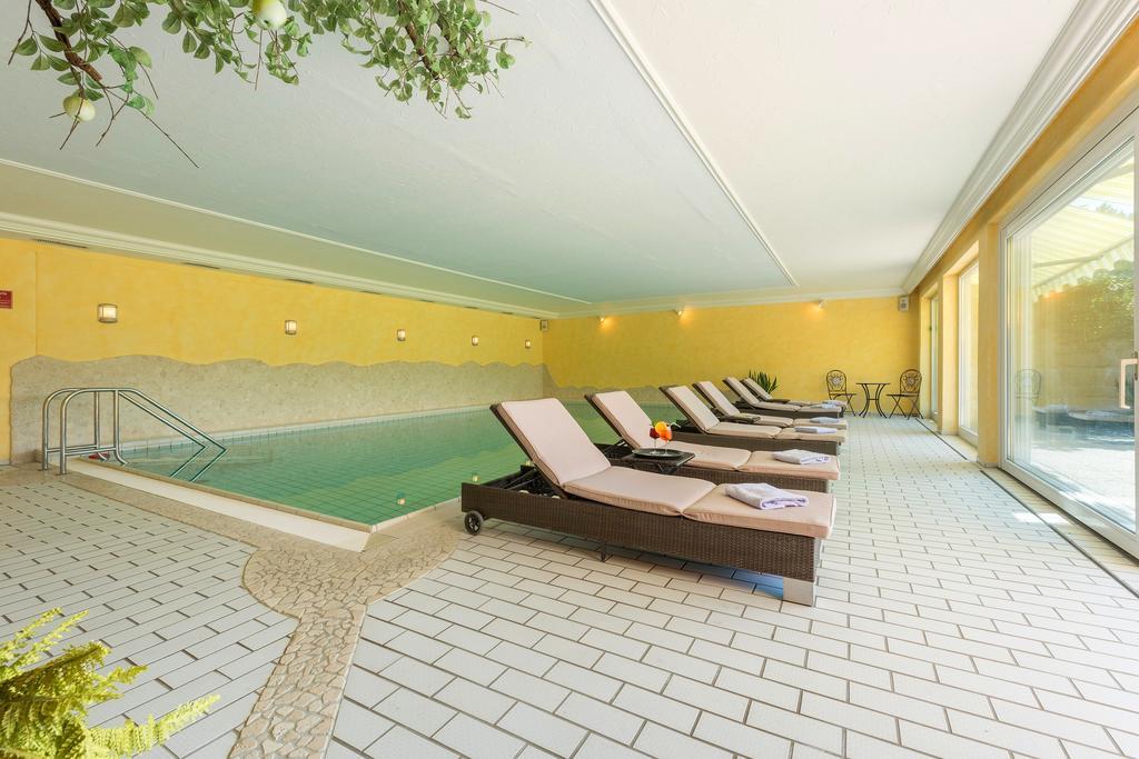 Parkhotel Tannenhof 厄伊-米特贝格 外观 照片